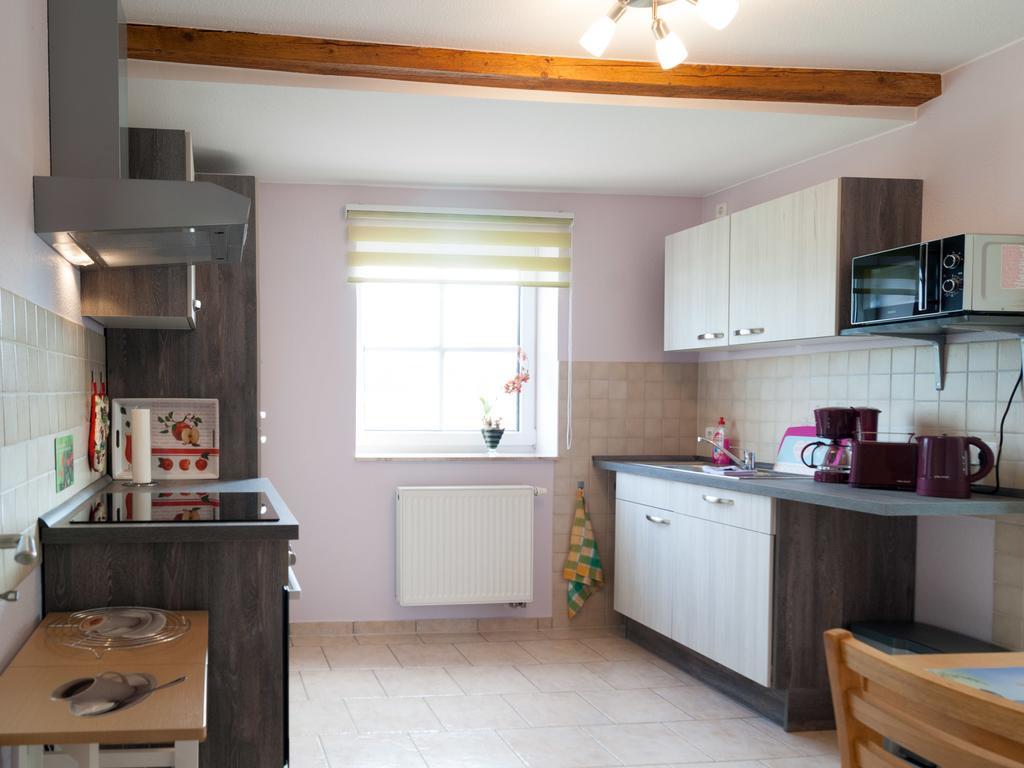 Knoth Apartment *